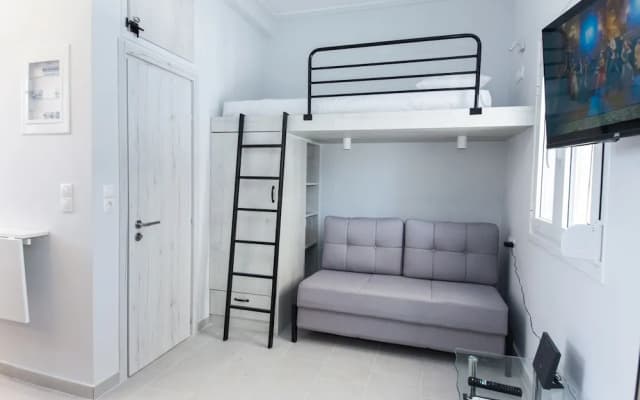 Modern Equipped Studio w View in Kipseli - photo 2