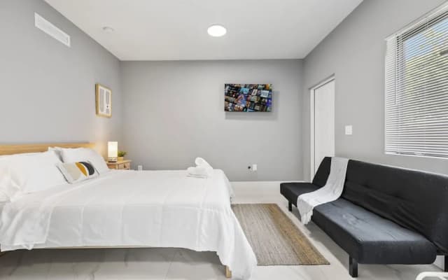Beautifully Designed Studio in Miami - photo 4