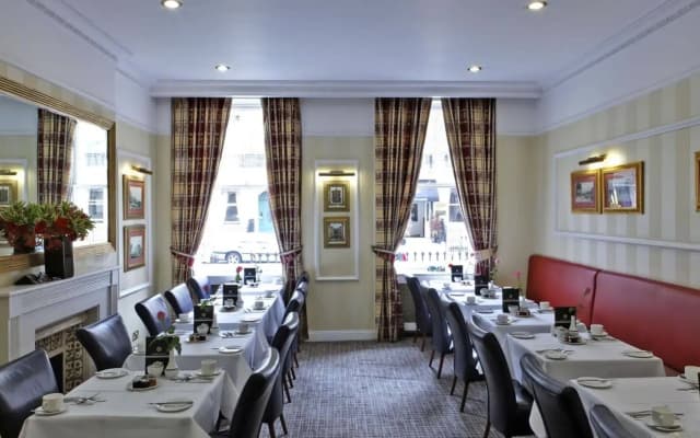 Grange Clarendon - photo 5