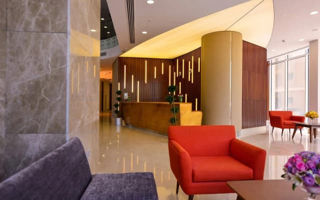 The Avenue Hotel - photo 2