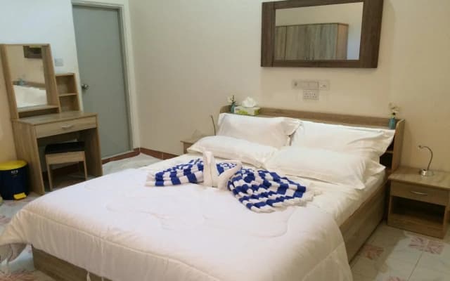 Gurus Maldives at Gulhi Island - photo 3