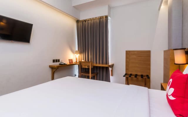 ZenRooms Denpasar Gatot Subroto - photo 5