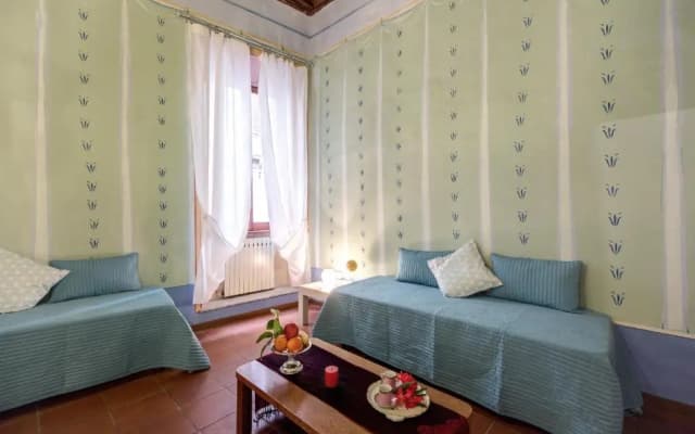 Rhome Apartments - photo 5