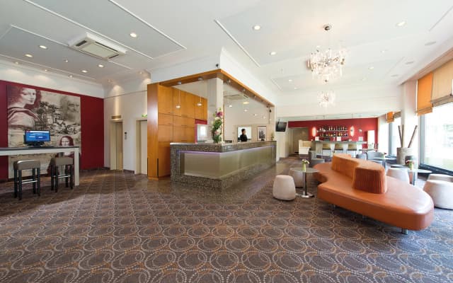 Leonardo Hotel Berlin City West - photo 2