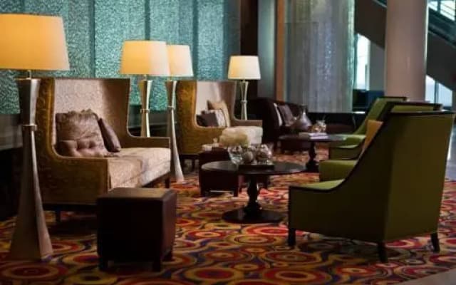 Renaissance Doha City Center Hotel - photo 2