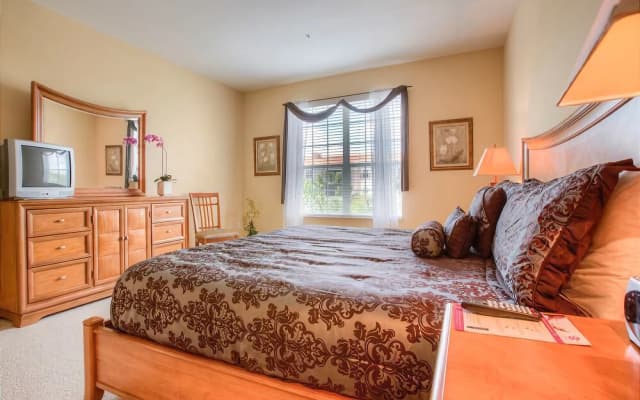 5049 Shoreway Loop #301 - photo 3