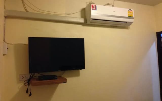 Stit Inn - photo 5