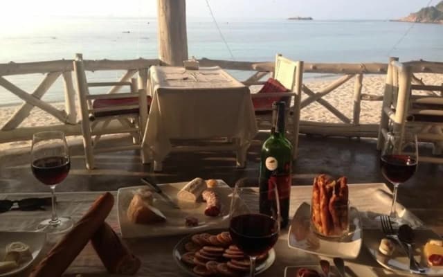 Ocean View Beach Resort - photo 2