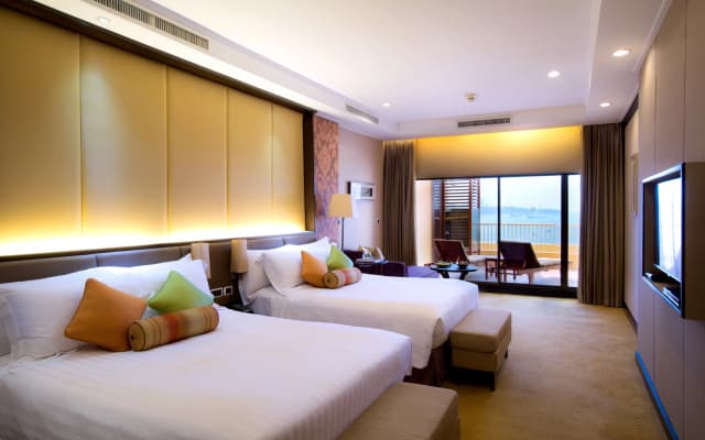 Dusit Thani Pattaya - photo 4