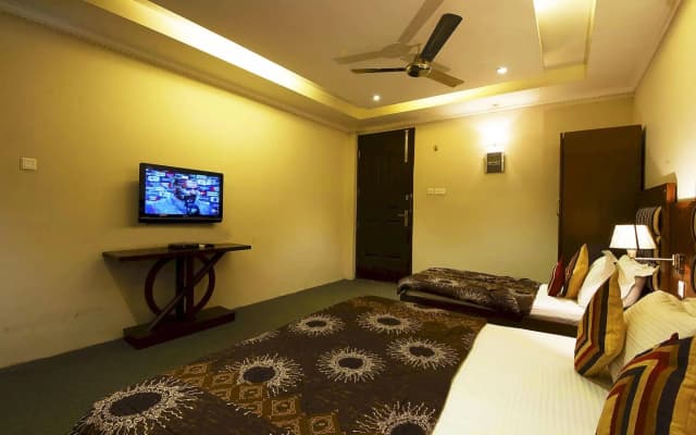 Hotel City Centre - photo 4
