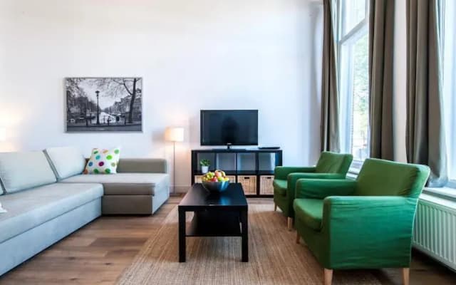 Ph Apartment Suites - photo 4