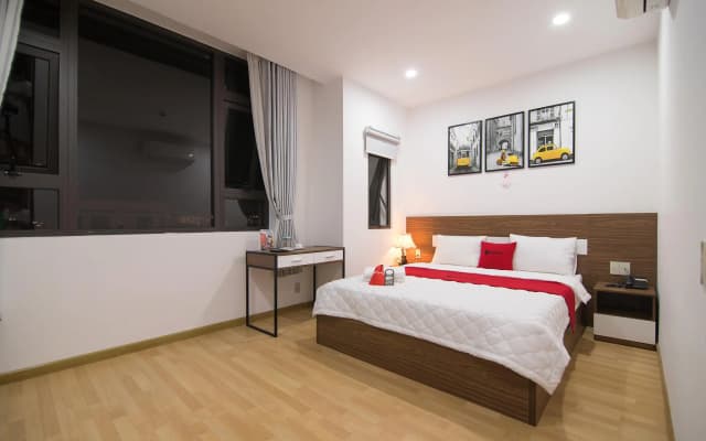 RedDoorz near Nguyen Van Thoai Street - photo 2
