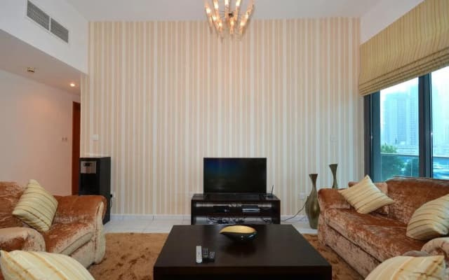 Azure Residences by Hometown Holiday Homes - photo 4