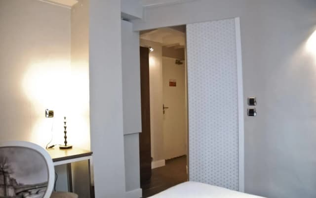 Hotel Grand Coeur Latin - photo 4