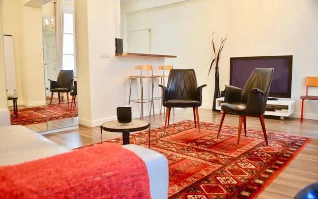 1 Bedroom Flat In Central Marais - photo 4