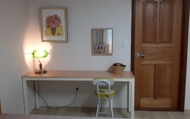 Enough Hongdae Guesthouse(이너프 게스트하우스) - photo 5
