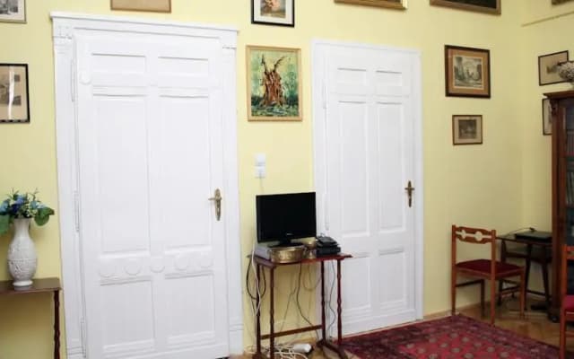 Budapest Central Apartments - photo 5