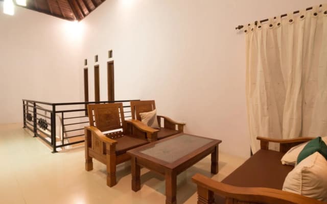 Tri Bagus Villa - photo 2