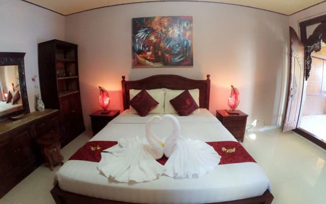 Svaha Guest House - photo 2