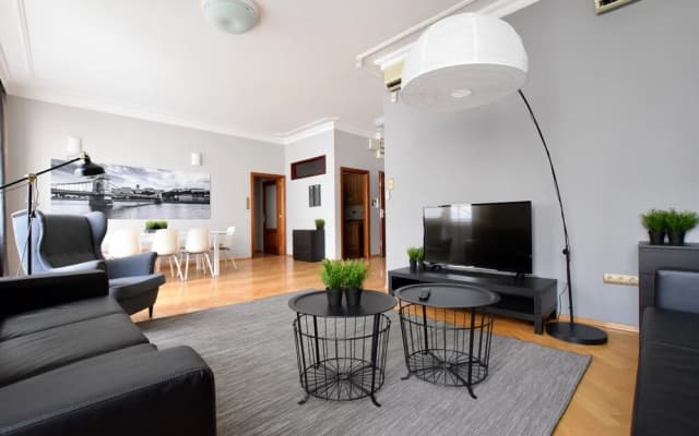 Hi5 Apartments - Luxury Suites - photo 2