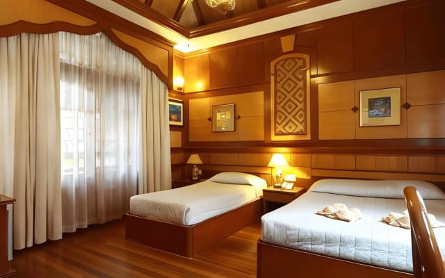 Bukit Keluang Beach Resort - photo 4