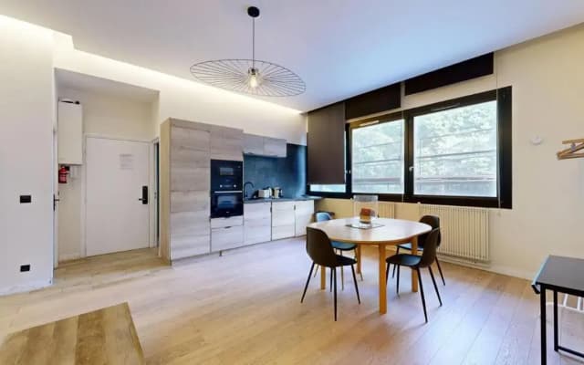 188-Suite Eight - photo 4