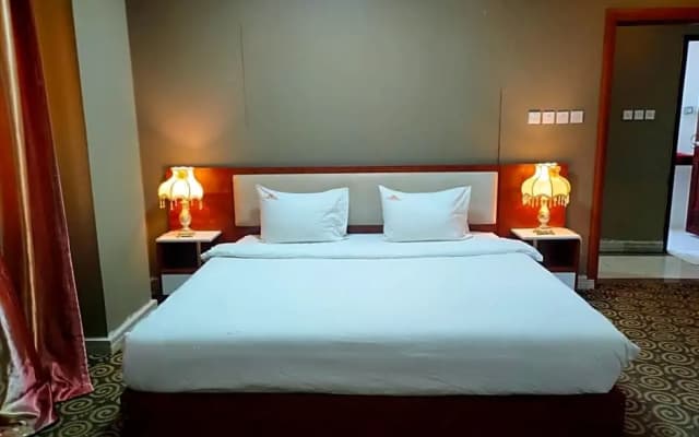 Grand Inn Hotel By Wanasa - photo 5
