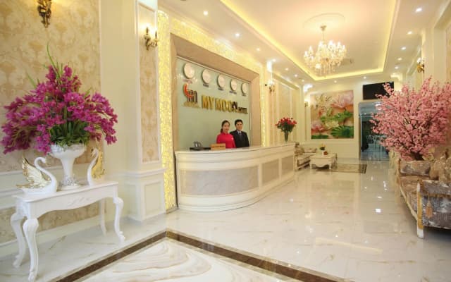 My Moon Hotel - photo 2