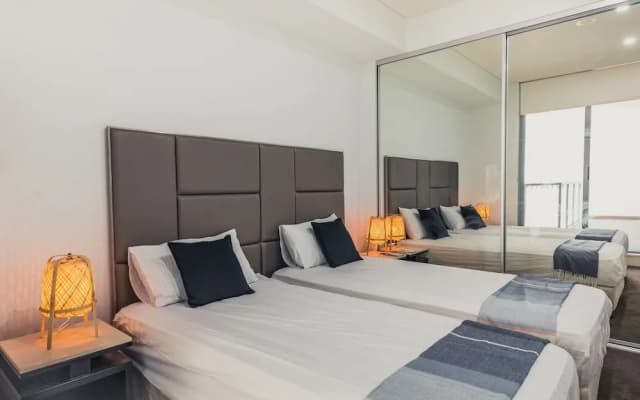 mascot apartment - photo 2