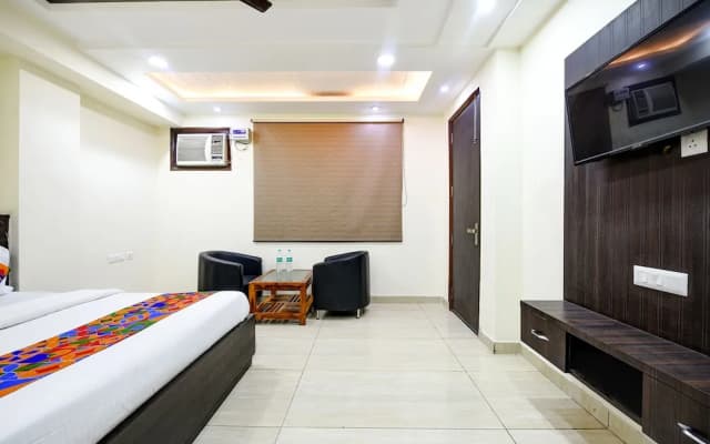 FabHotel Dwarka Residency - photo 4
