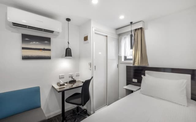 Best Western Plus Buckingham International - photo 5