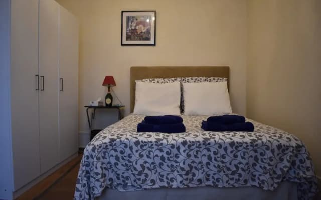 1 Bedroom Apartment In 16Th Arrondissement - photo 2