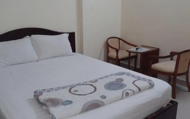 Nhat Nhat Hotel - photo 3