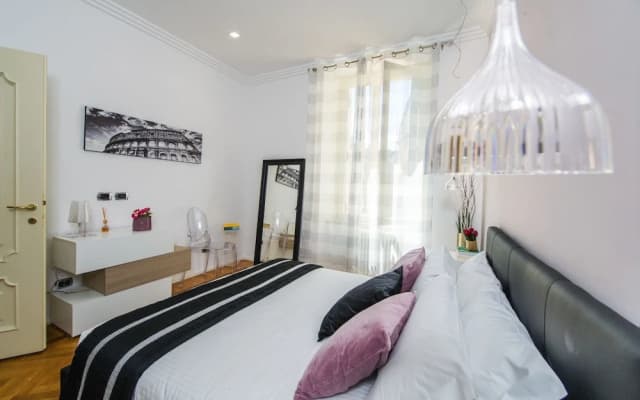 Modern & Central 1bed Flat in Amazing Location! - photo 5