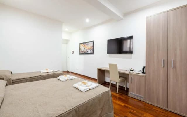 Cheri Luxury Suite - photo 5