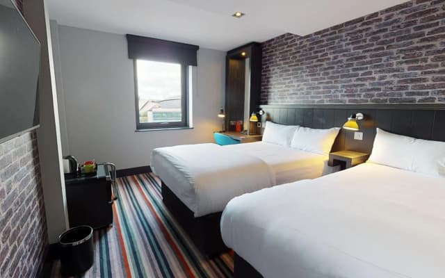 Village Hotel Edinburgh - photo 2