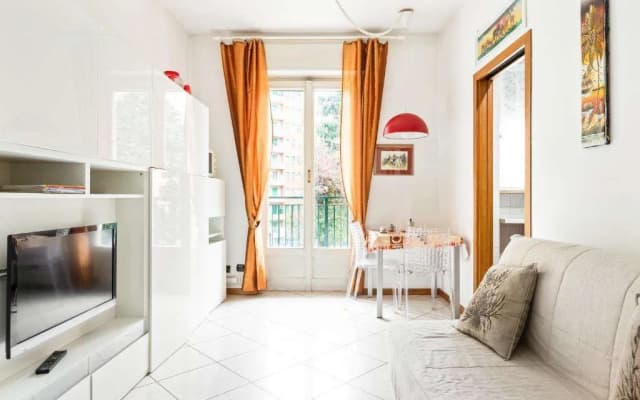 San Siro Stadium Garden Flat - photo 4