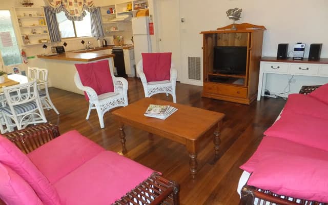Beachwalk Cottage - photo 3