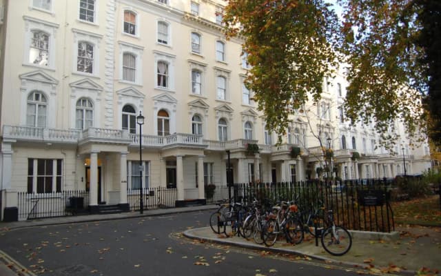 Hyde Park Appartments - photo 2