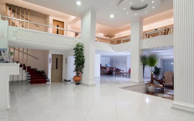 Acropolis Ami Boutique Hotel - photo 2
