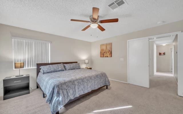 Las Vegas Oasis With Sparkling Pool 3 Bedroom Home by Redawning - photo 5