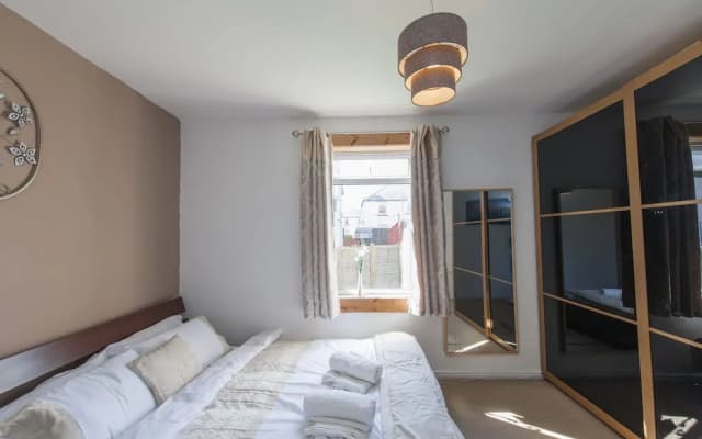 Montgomery Apartments - Stevensons - photo 5