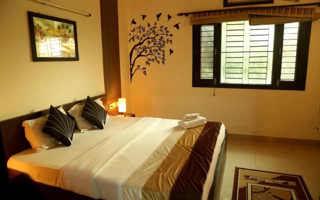 Anantkoti Hotel - photo 3