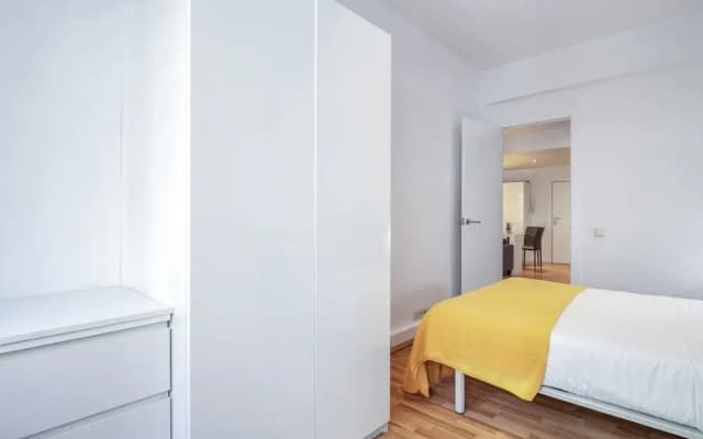 Lovely 1bed Apt W/balcony in Eixample - photo 4