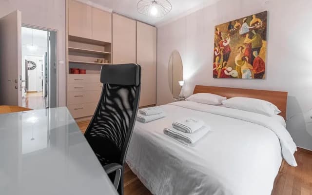 Alopece City Apartment - photo 3