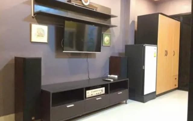 Four Rooms Guest House - photo 2