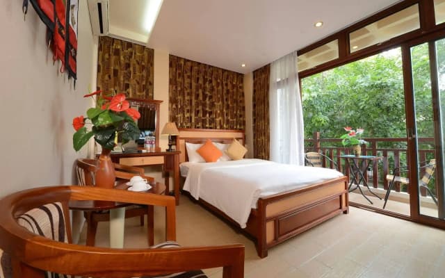 Artisan Lakeview Hotel - photo 4