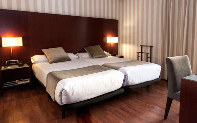 Zenit Barcelona Hotel - photo 5