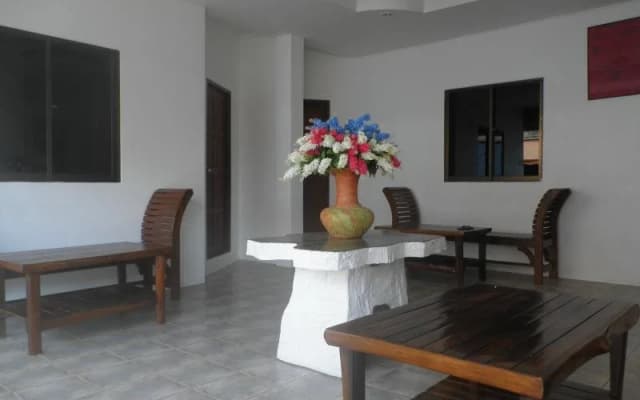 Tik's Place - photo 3