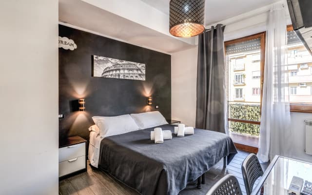 Radio Hotel - photo 3